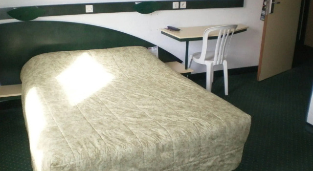 Good Night Hotel, Varaa Hotelli Hotellit Opal Coast aamiaisella, Aamiainen