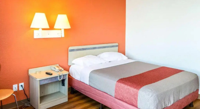 Двухместный номер Standard Motel 6 Bakersfield, CA - Convention Center
