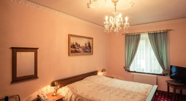 Полулюкс LH Hotel Gold
