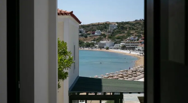 Полулюкс с балконом и с видом на море Krinos Suites Hotel