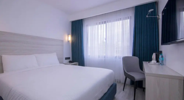 Двухместный номер Standard Symphony Hotel