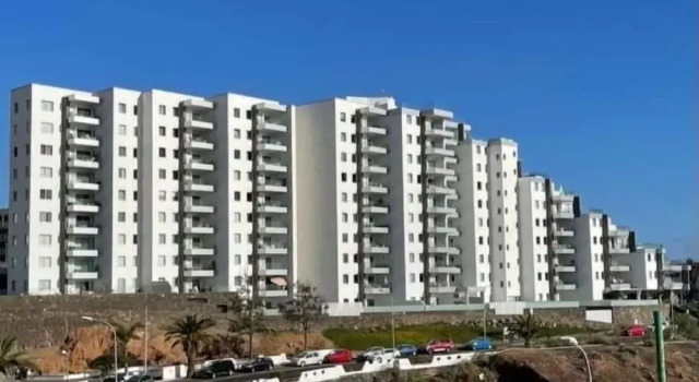 Ocean Garden 2BR Apartment Heated Pool Parking, Забронировать Апартаменты/квартира Апартаменты Адехе, Апартаменты/квартира