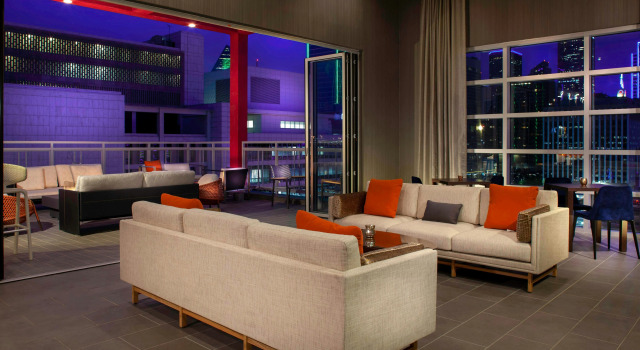 Courtyard by Marriott Dallas Downtown/Reunion District
