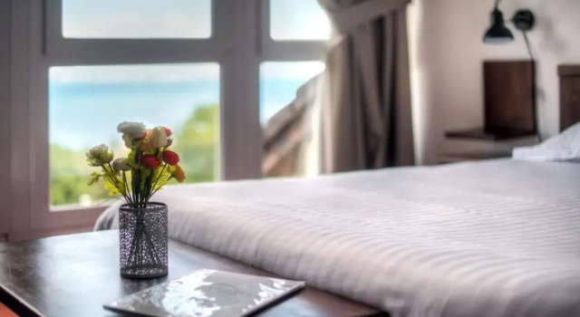 Студия с видом на озеро Zenitude Evian Les Terrasses du Lac, an Ascend Collection Hotel