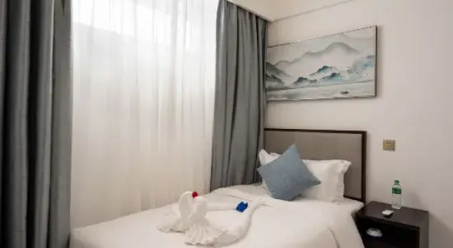 Люкс Huidong Tangxia Resort Hotel (Xunliaowan Financial Street Sea World)