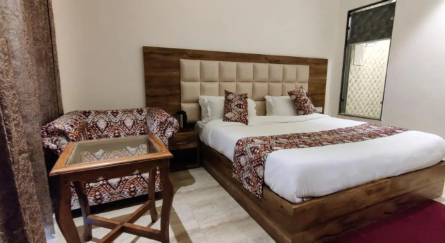 Hotel Classic Hills Bhagsunag Luxury Stay #Best Hotel in Mcleodganj #Mountain View Balcony Rooms #Spacious Parking #Prime Location in Dharamshala #Near Bhagsunag Waterfall #Top Selling Property in Mcleodganj, Забронировать Отель Отели штата Химачал-Прадеш с завтраком, Завтраки