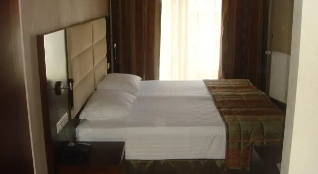Standardowy dwuosobowy pokój Cetin Otel
