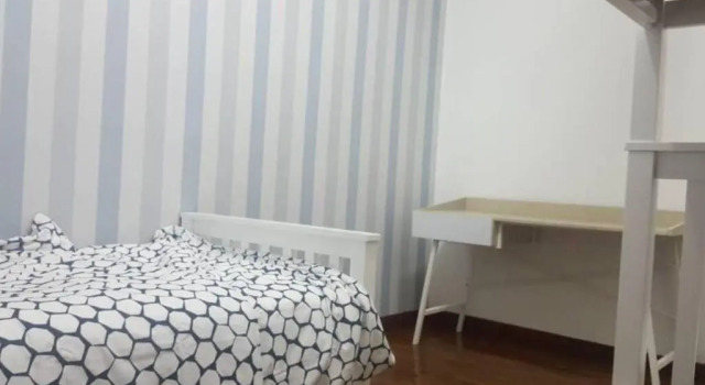 Comfy house comfy bedding for sleepers, Забронировать Отель Сери-Кембанган Селангор