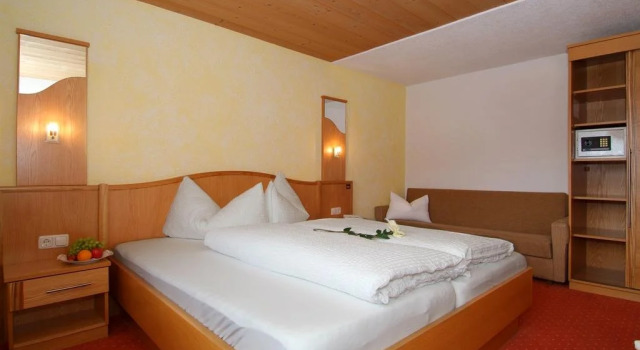 Gästehaus Haag, Prenota Hotel Ehrwald Zugspitz Arena