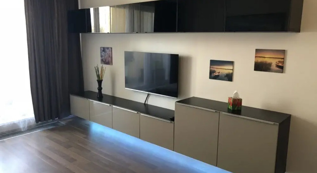 DeLuxe Apartments