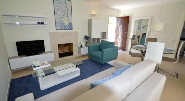 House With one Bedroom in Porches, With Wonderful sea View, Pool Acces