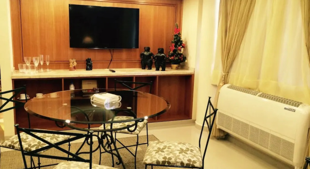 Полулюкс Convair Hotel
