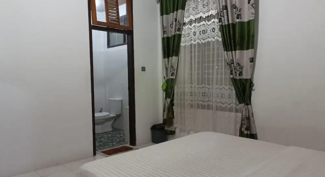 Номер Standard OYO 93706 Penginapan Syariah Hj. Kenan