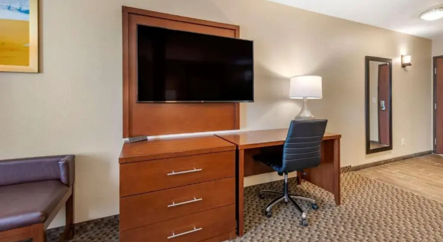 Люкс Comfort Suites Broomfield-Boulder-Interlocken