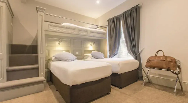 Трёхместный номер Standard c 1 комнатой Silken Thomas Accommodation