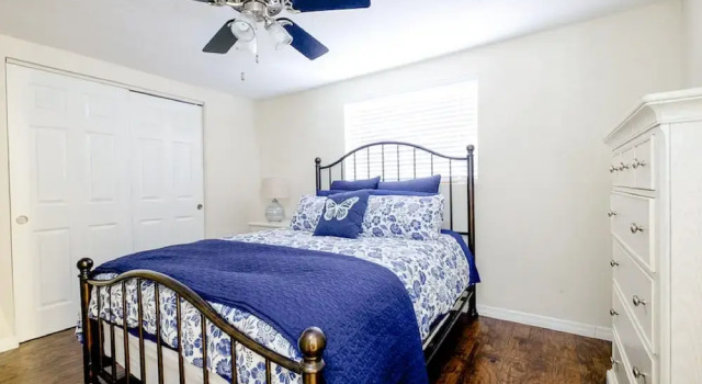 6061 Border Ln Home, Book Feriehus Villaer i Florida, Villa