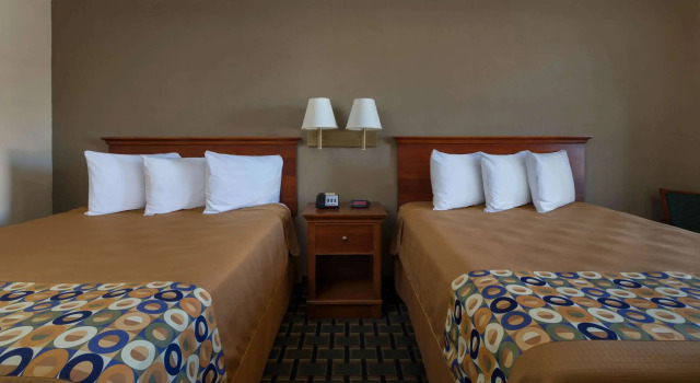Travelodge by Wyndham Orangeburg