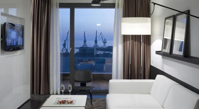 Двухместный люкс Executive The Met Hotel Thessaloniki, a Member of Design Hotels