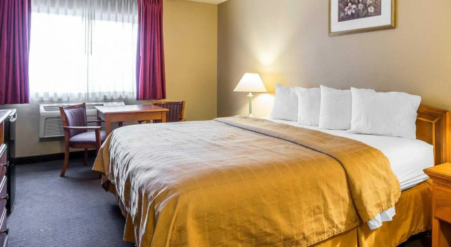 Номер Standard Quality Inn Tracy I-205