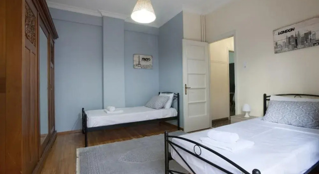 Three bedrooms apartment at the center of Athens