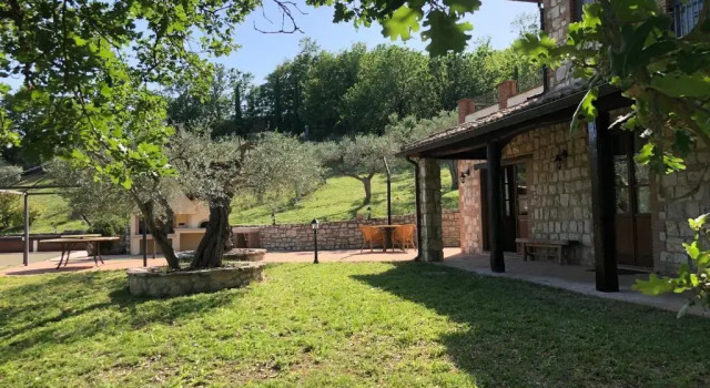 Вилла Villa degli Ulivi - Felcete