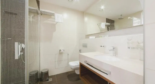 Standard Dreier Zimmer Hotel Aurel