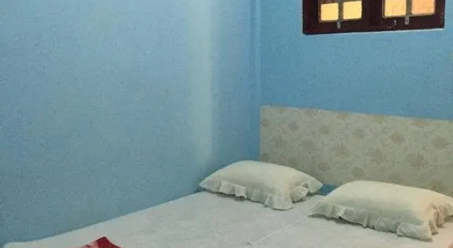 Shwe Daung Thiri Motel - Burmese Only, Rezerwuj Motel Prome 