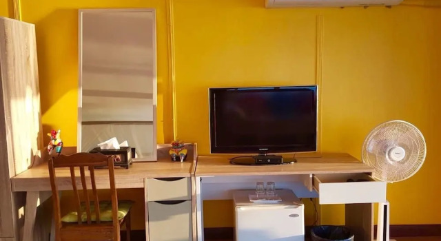 Люкс с балконом Lareena Resort Koh Larn Pattaya
