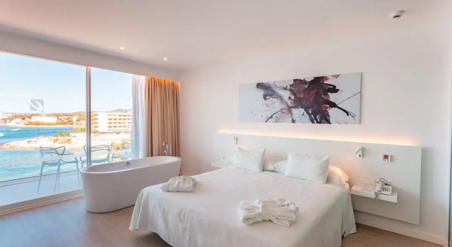 Ibiza, Book Hotel Hotels in Ibiza with a Pool, Swimming Pool