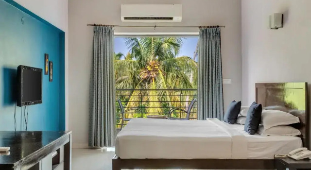 Люкс с балконом FabHotel Arotel Calangute Beach