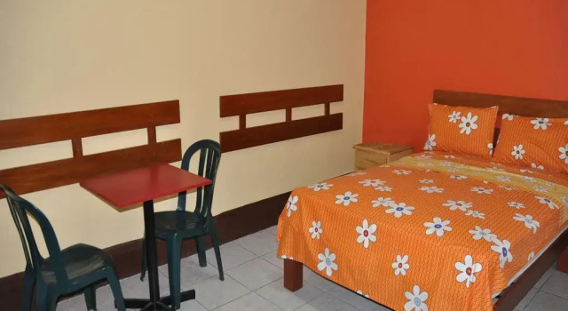 Hostal Vladis II, Buchen Sie Hotel Brena Lima