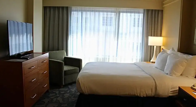 Номер Standard с частичным видом на океан Hilton Vacation Club Daytona Beach Regency
