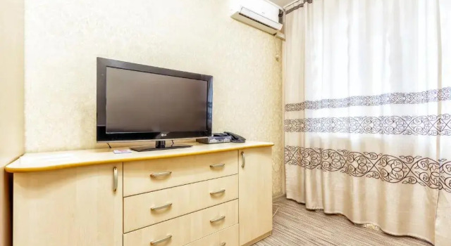 411 Vmestitel'nye apartamenty v tsentre Otlichno podhodjat dlja komandirovannyh i turistov, Забронировать Апартаменты/квартира Апартаменты Алматы, рядом с Станция метро Алмалы, Апартаменты/квартира