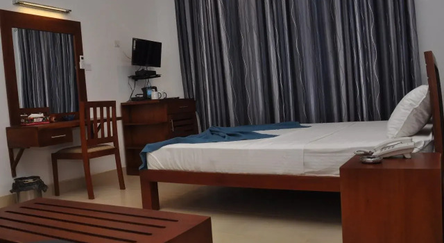 Aarya Hotel, Забронировать Отель Пиннавела Kegalle District