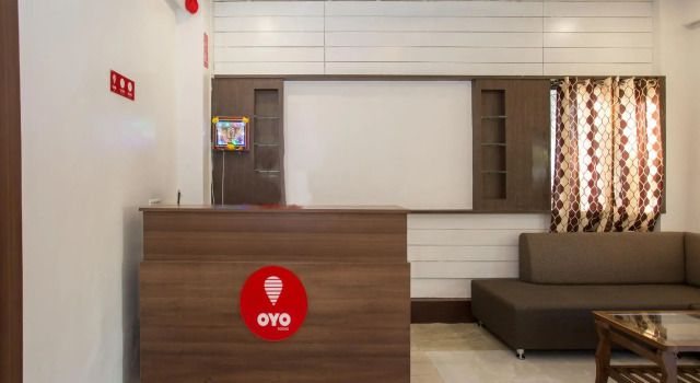 OYO 10679 Hotel Nanashree Executive