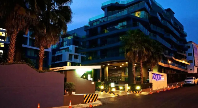 Acqua Condominium 2