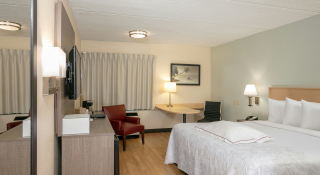 Red Roof Inn PLUS+ Miami Airport