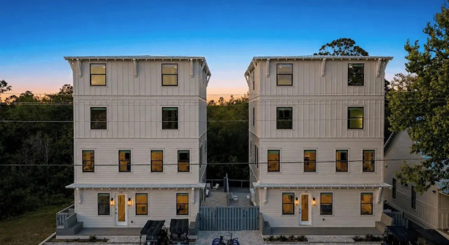 Graytness & Grayton Dreams by Avantstay Sleeps 64 + 22 Bedrooms 2 Pools + Spa + Game Rooms + Elevator Bikes + Golf Carts Walk to Grayton Beach, Book Ferieresort SPA-hoteller i Florida, SPA