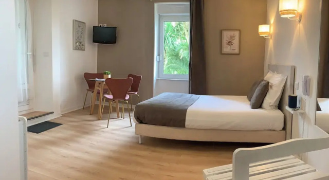 Hôtel de France, Reserva ahora Hotel Hoteles en Bretaña con desayuno, Desayunos