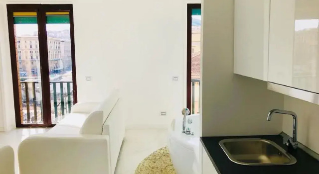 Mayfair Lifestyle Suites by Babylon Stay, Забронировать Бутик-отель Бутик-отели Неаполя, рядом с Площадь Св. Доменико Великого, Бутик-отель