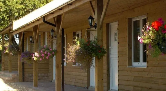 The Flying Fish Stables, Забронировать Отель Бизнес-отели Англии, 4* 5*