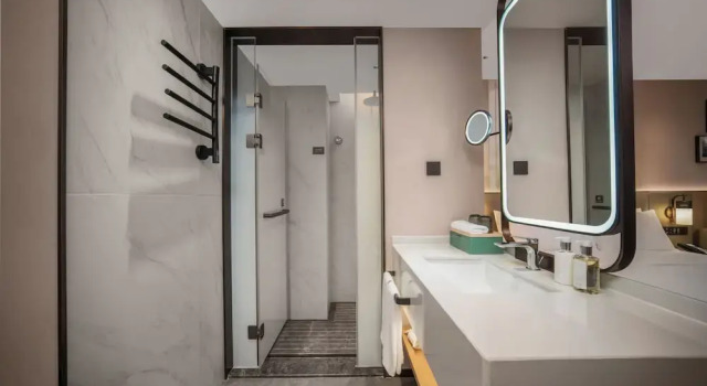 Двухместный номер Standard с видом на город Holiday Inn Yiwu Center by IHG
