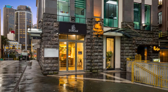 Cosy Two Bedroom Apartment w Balcony, Pool and Gym, Rezerwuj Apartament Auckland 