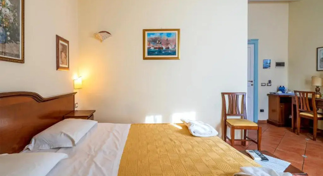 Двухместный номер Standard с частичным видом на море Hotel Mediterraneo