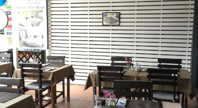 White Snapper Kitchen & Guesthouse, Забронировать Отель Ban Karon остров Пхукет