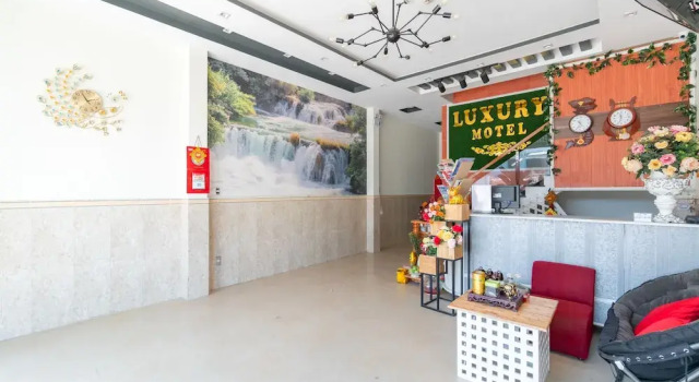 OYO 238 Luxury Motel, Prenota Motel Hotel a Da Nang con parcheggio, Parcheggio