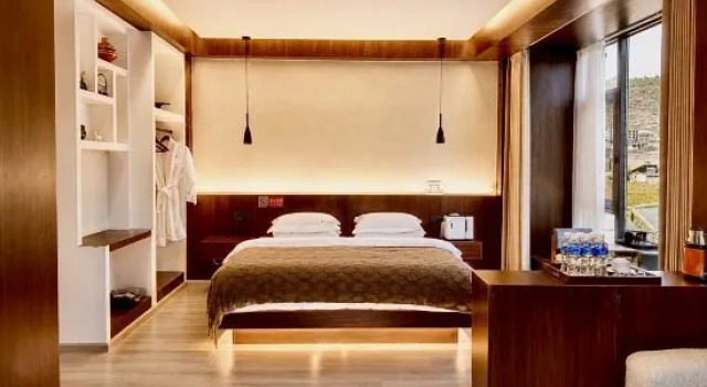 Люкс TIBEFAMLY GRASLAND Oxygen-rich Scenic Stay (Songzanlin Temple Scenic Area Branch)