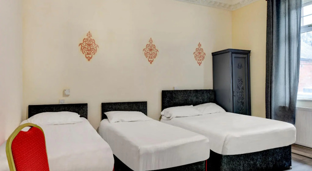 Семейный номер Standard Empire Hotel