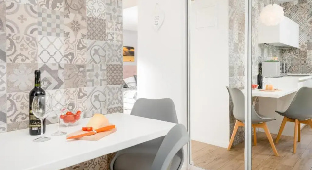 Bepa Guest House, Prenota Hotel Splitska 