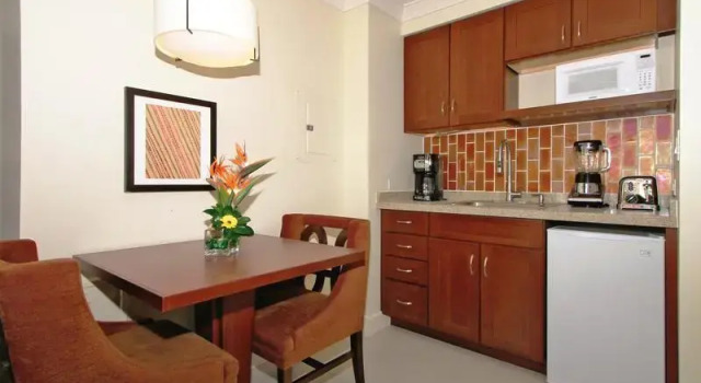 Студия Standard с балконом Club Wyndham Royal Garden at Waikiki